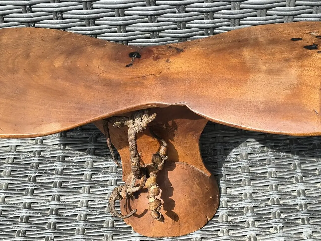 Billede 1 - NYANGATOM "OMO DALEN" HOVEDPUDE, 36 CM, I FLOT STA