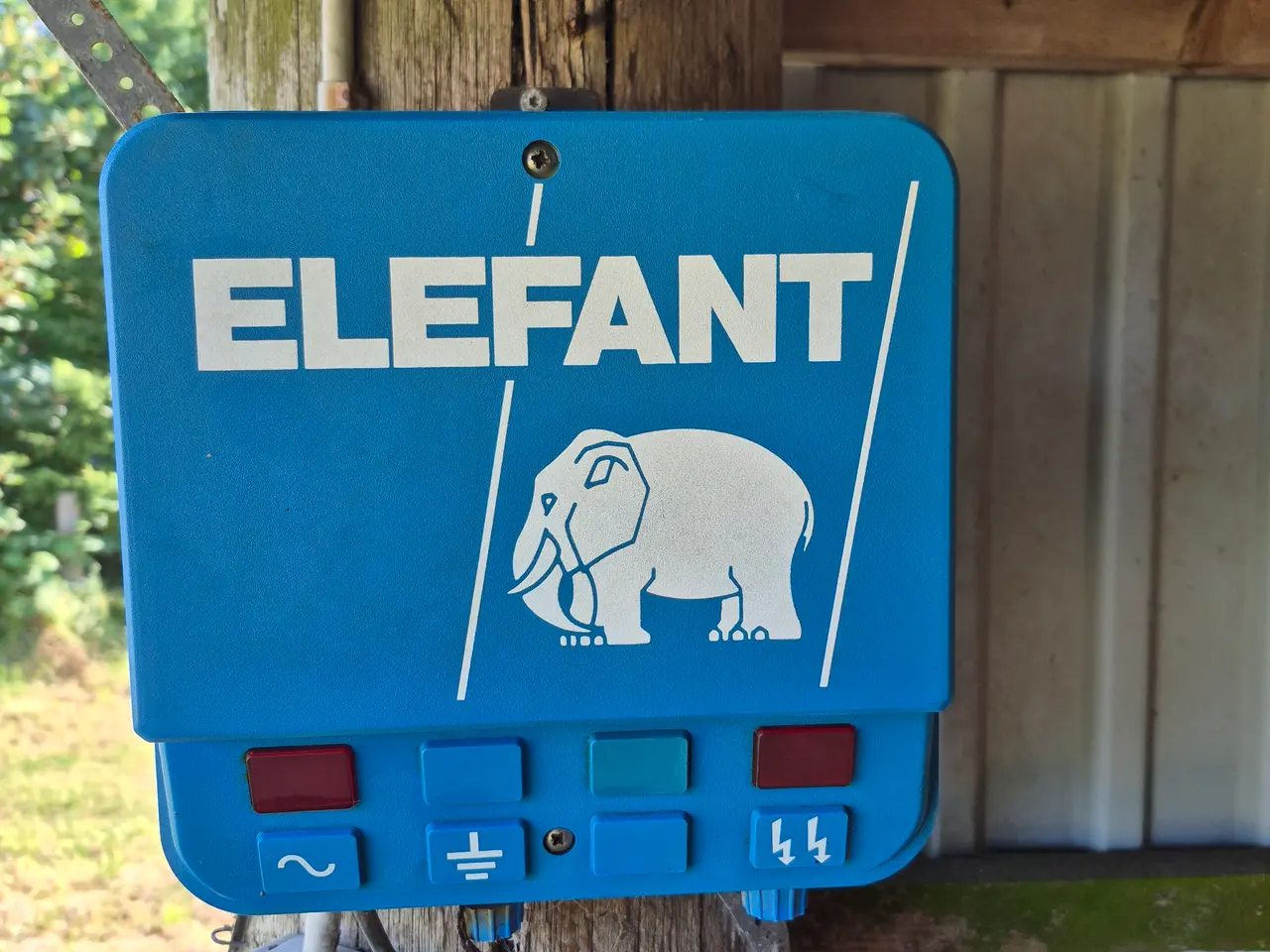 Billede 1 - Elefant El Hegn M40 som ny!!!!!