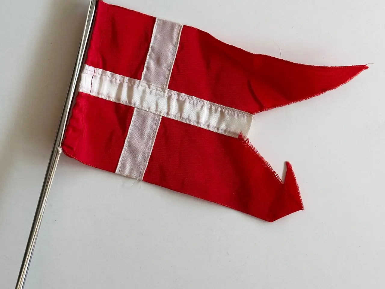 Billede 6 - Bordflag, lyserød base