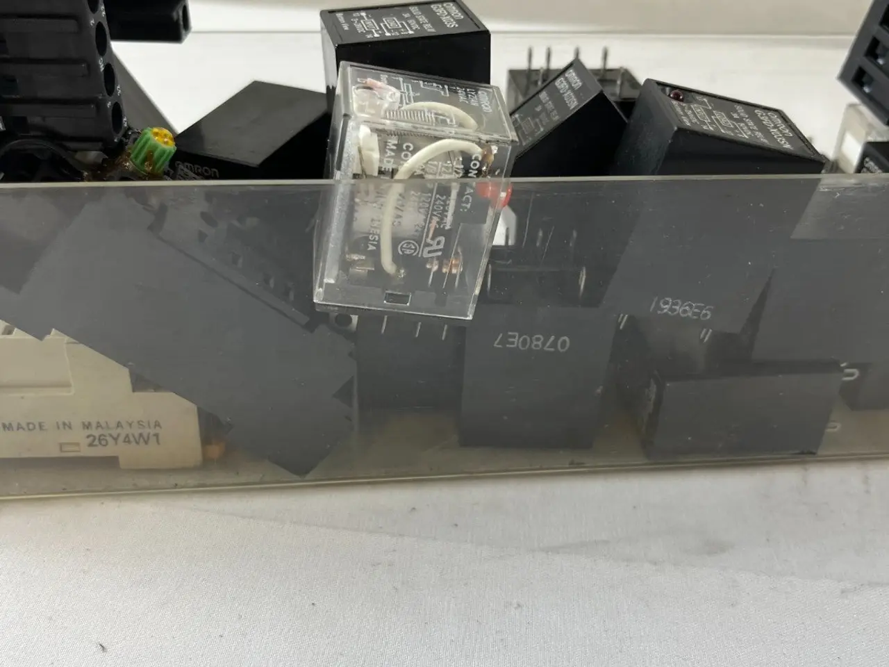 Billede 2 - Omron G3FD-X03SN Solid State relæ parti Schrack