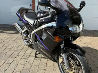 Honda VFR 750 F