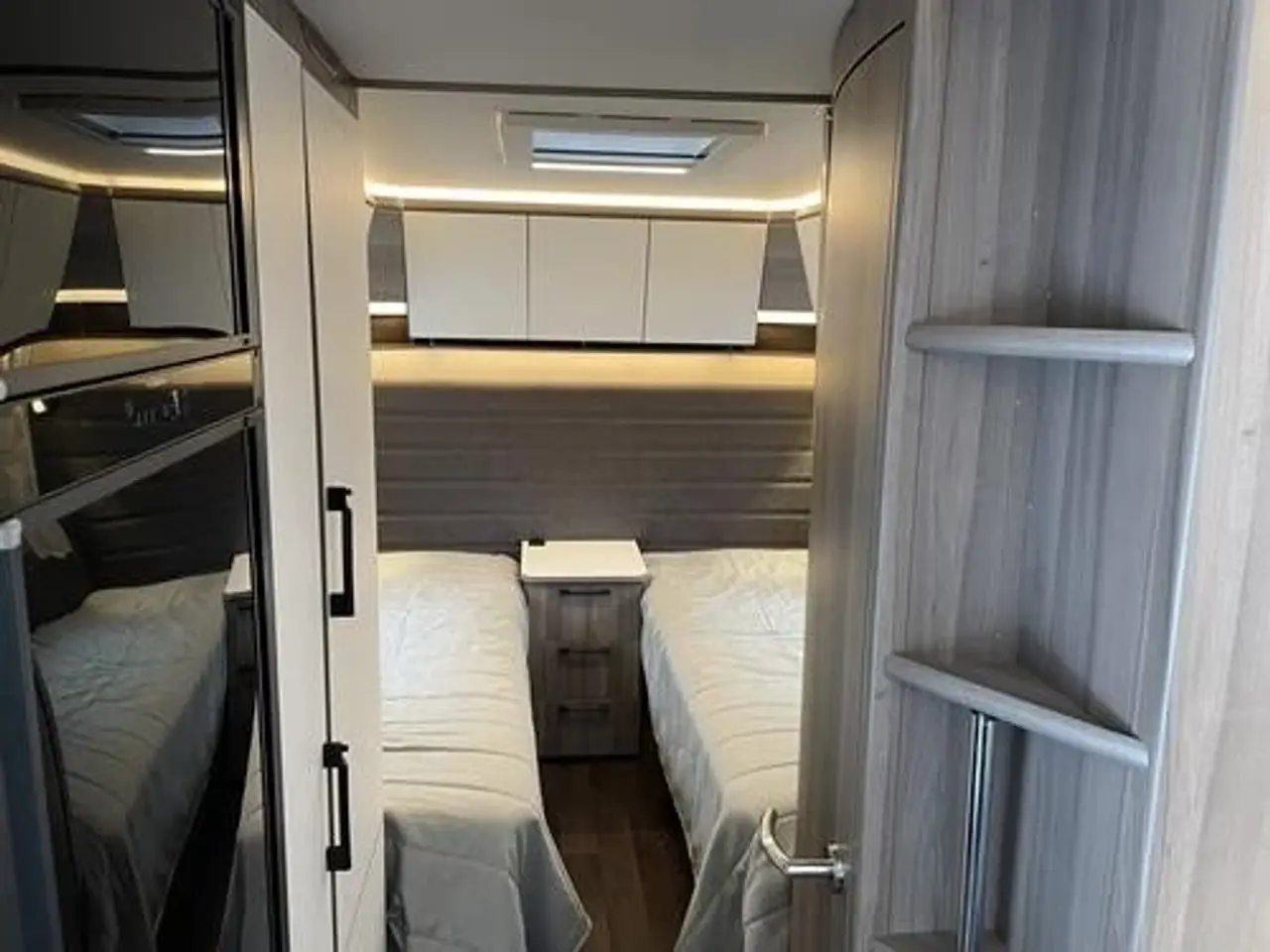 Billede 7 - Kabe Estate 560 GLE