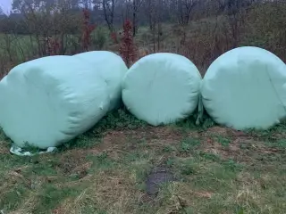 Græs-hø wrapballer 3 i alt
