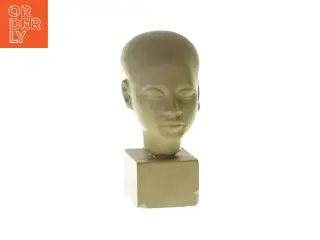 Dekorativ figur fra Ukendt (str. LBH:7x6x16cm)