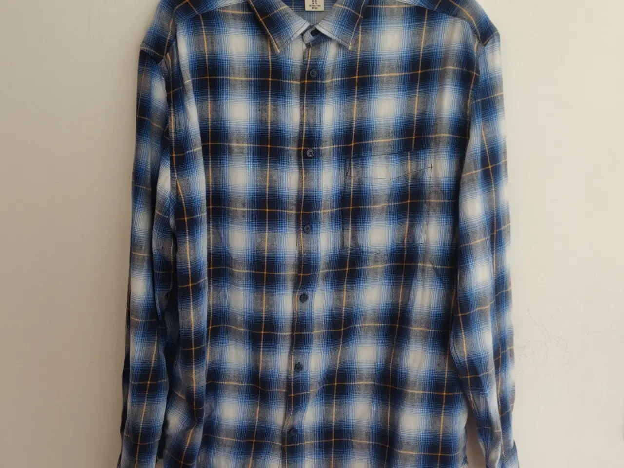 Billede 1 - H&M L.O.G.G Blå, hvid og gul Flanel skjorte
