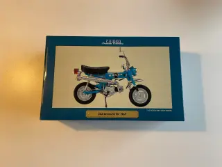 Honda Dax Mini. Skala 1:10