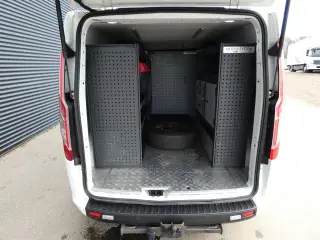Ford Transit Custom 300 L2H1 2,0 TDCi Trend 130HK Van 6g Aut.