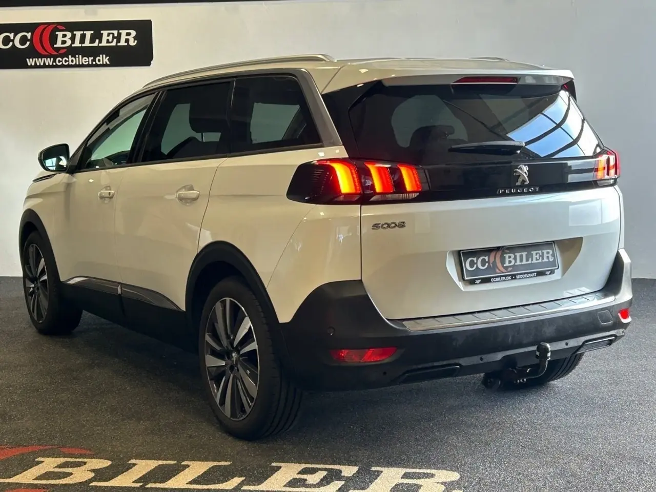 Billede 4 - Peugeot 5008 1,2 e-THP 130 Allure 7prs