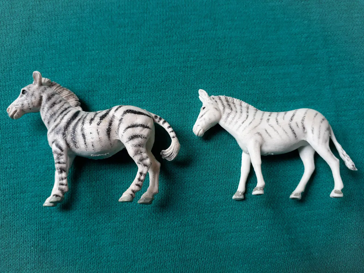 Billede 6 - 16 Britains Dyr, 3 Dyrepassere