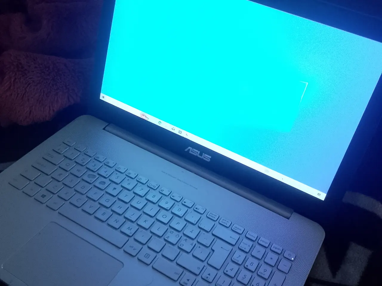 Billede 5 - Asus Bærbar Sælges for 600 kr ring eller sms mig 
