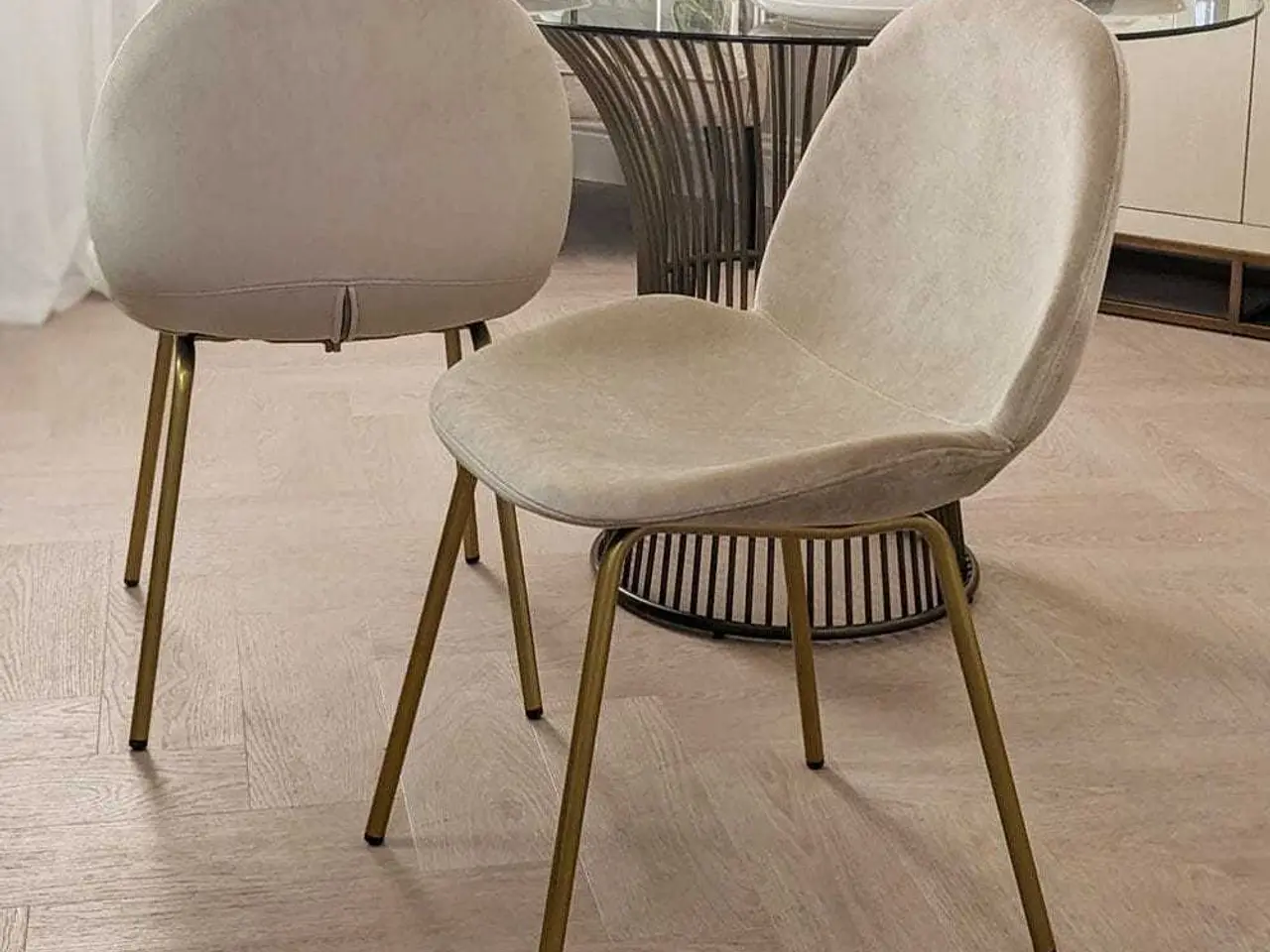 Billede 3 - CERES marmor spisebord med guldben