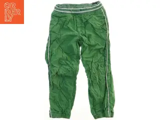 Grønne bukser med elastik fra H&M (str. 116)