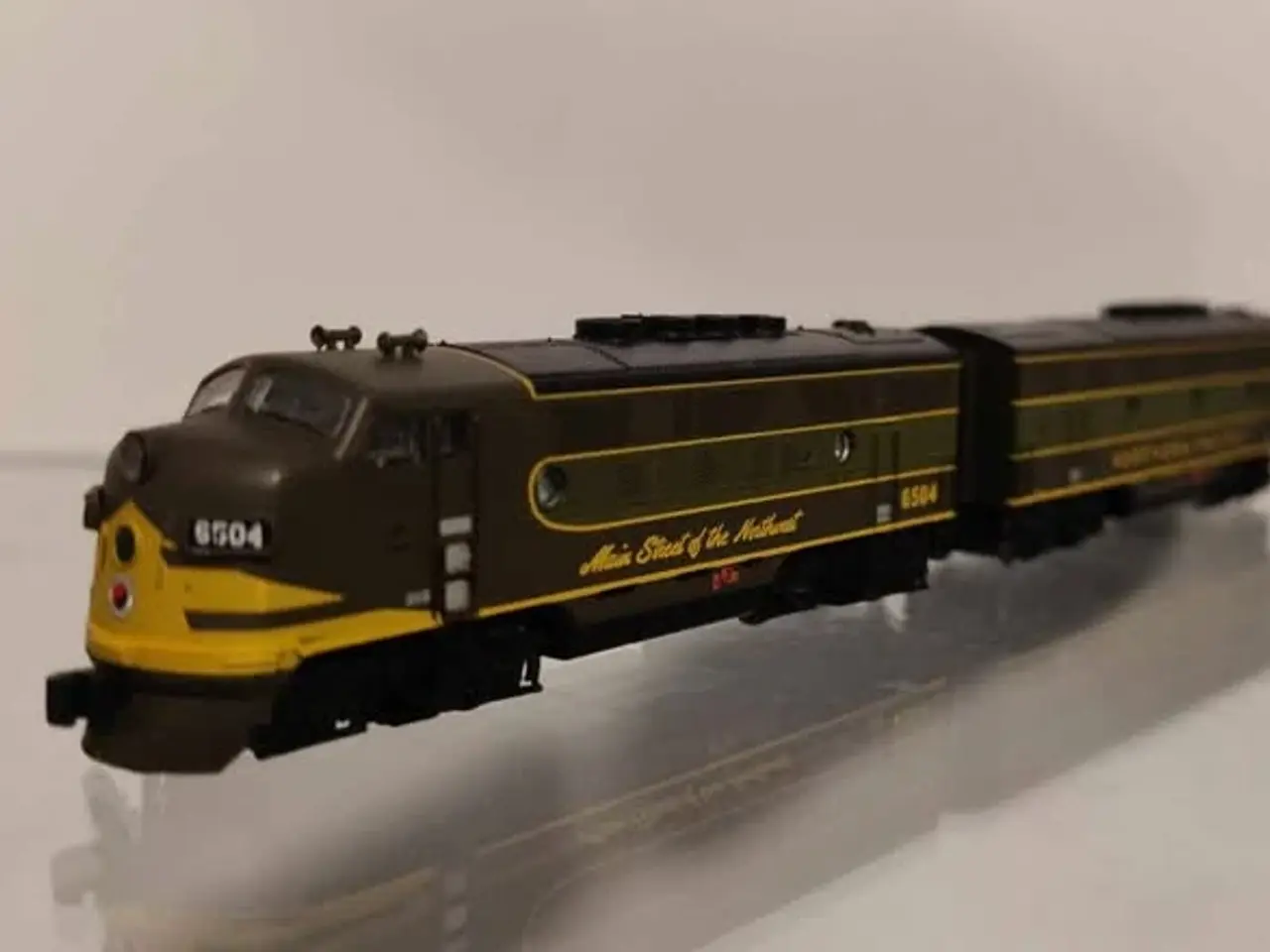 Billede 3 - Modeltog. AZL F3 A/B diesel lokomotiver. Z skala.