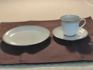 Kongsberg kaffekopper under- og kagetallerkner