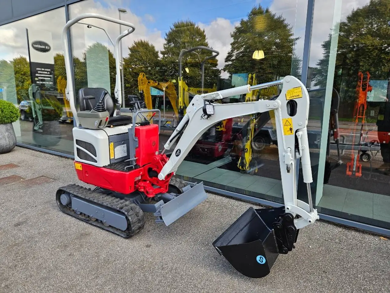 Billede 1 - Takeuchi TB 210 R