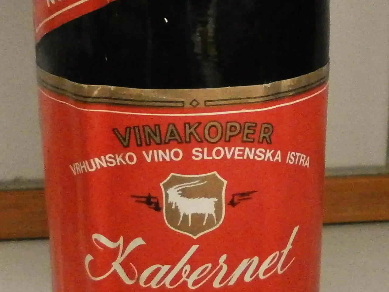 Billede 1 - Vinakoper Kabernet rødvin, fra 1973 - Ubrugt !