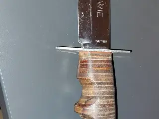 Bowie kniv med skede