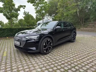 Audi e-tron 50 quattro