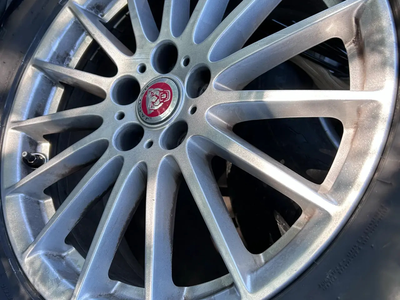 Billede 9 - Originale Jaguar alufælge f-pace