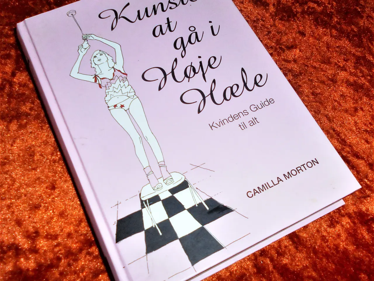 Billede 1 - Kunsten at gå i høje hæle, Camilla Morton, 