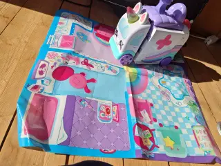 Kindi Kids ambulance