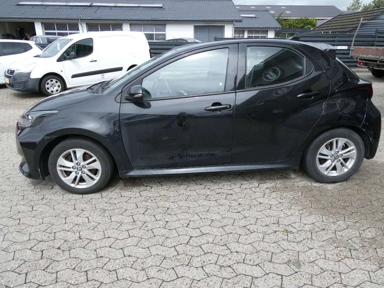 Billede 4 - Toyota Yaris 1,5 Hybrid Active e-CVT Van