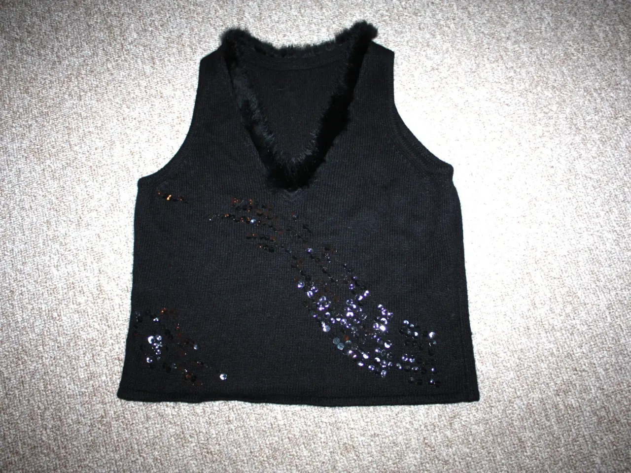 Billede 1 - Vest med pels str. 36