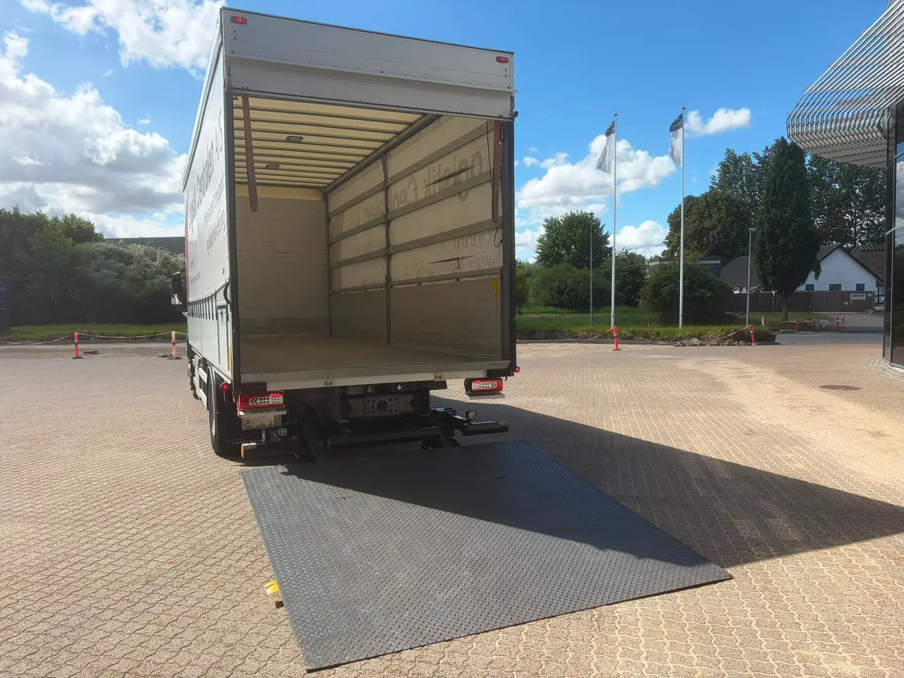 Billede 6 - Volvo FM330 4X2, Presenning