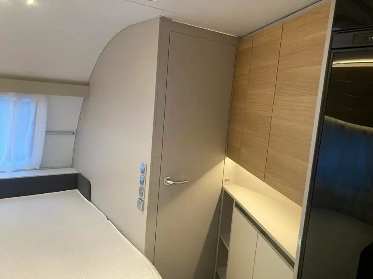 Billede 9 - Adria Adria 613 PK teen