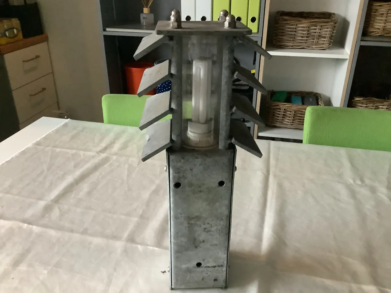 Billede 2 - Udendørs lampe, varmegalvaniseret stål