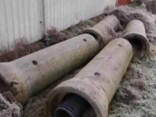 Cement rør