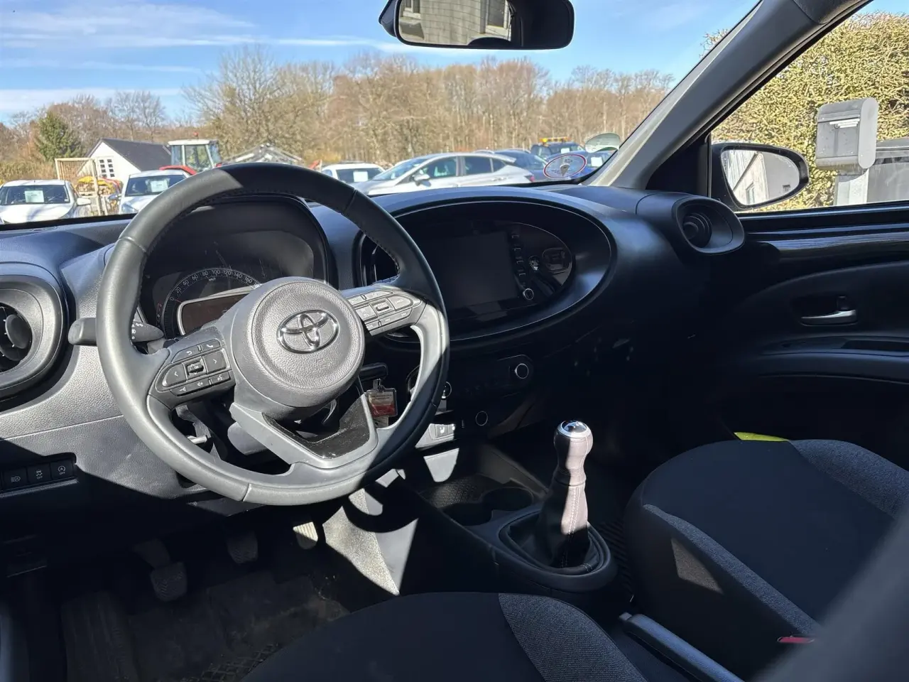 Billede 2 - Toyota Aygo X 1,0 VVT-I Active 72HK 5d