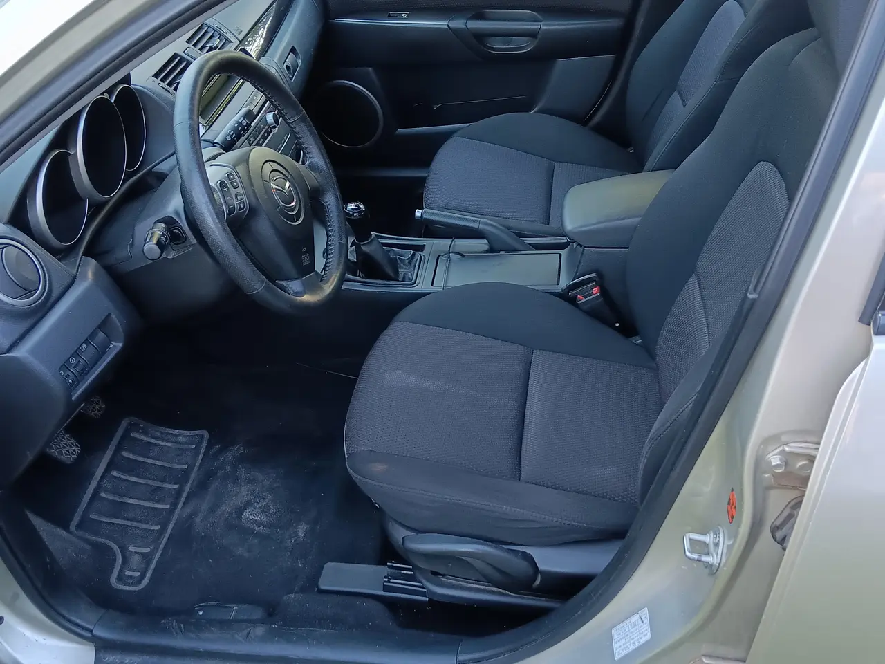 Billede 5 - Fin mazda 3 synet med plader