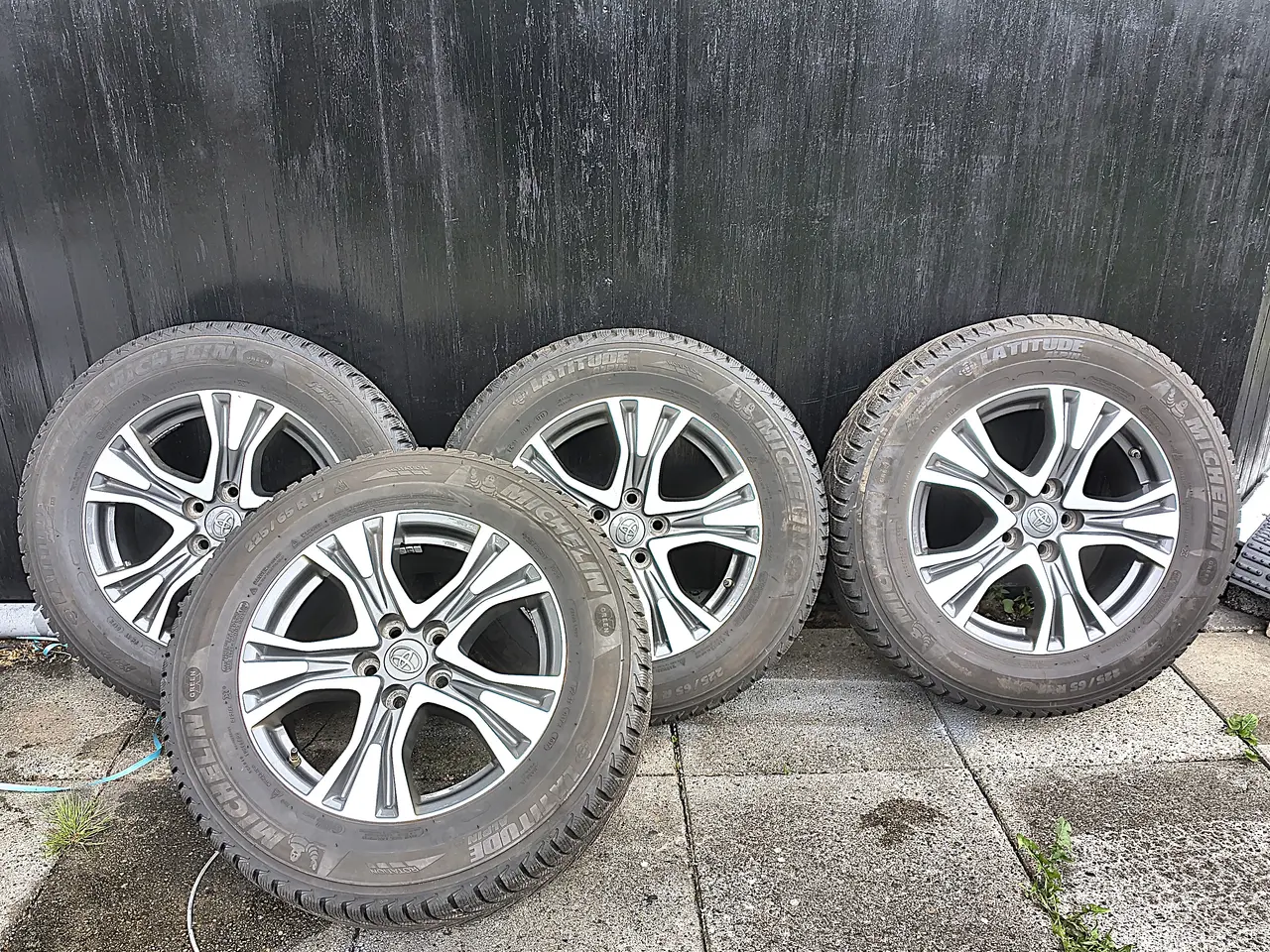 Billede 1 - Originale Toyota RAV4 fælge