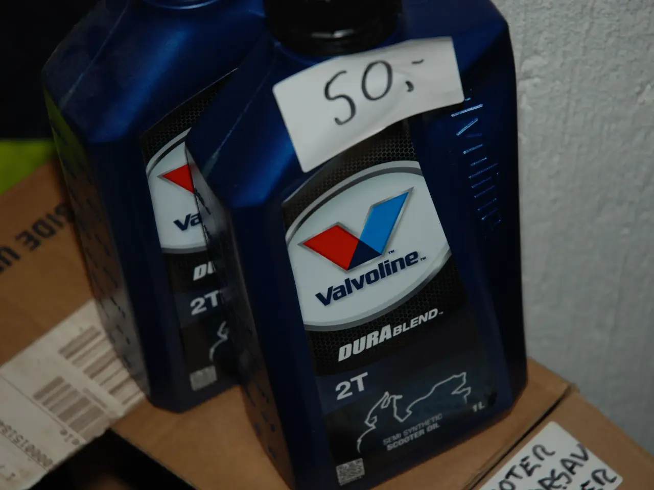 Billede 1 - 2 TAKT olie VALVOLINE