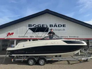 VR6 Cuddy med 300 hk Mercruiser-EFI V8 6,2L og 2700 kg Bådtrailer