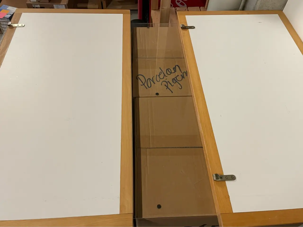 Billede 4 - Spisebord med hvid bordplade