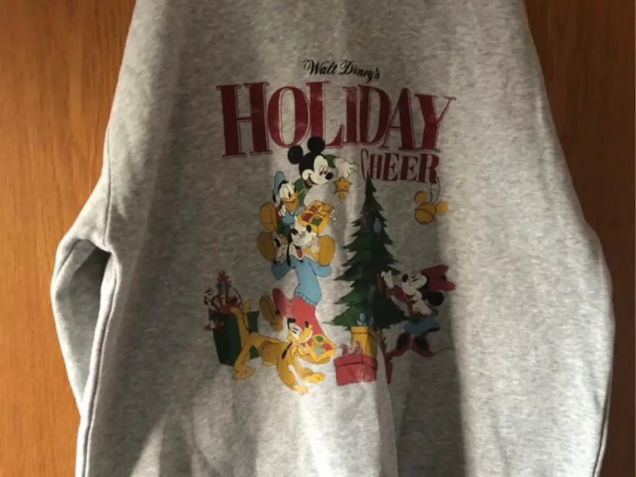 Billede 1 - Skøn Disney juletrøje str. S - er som ny