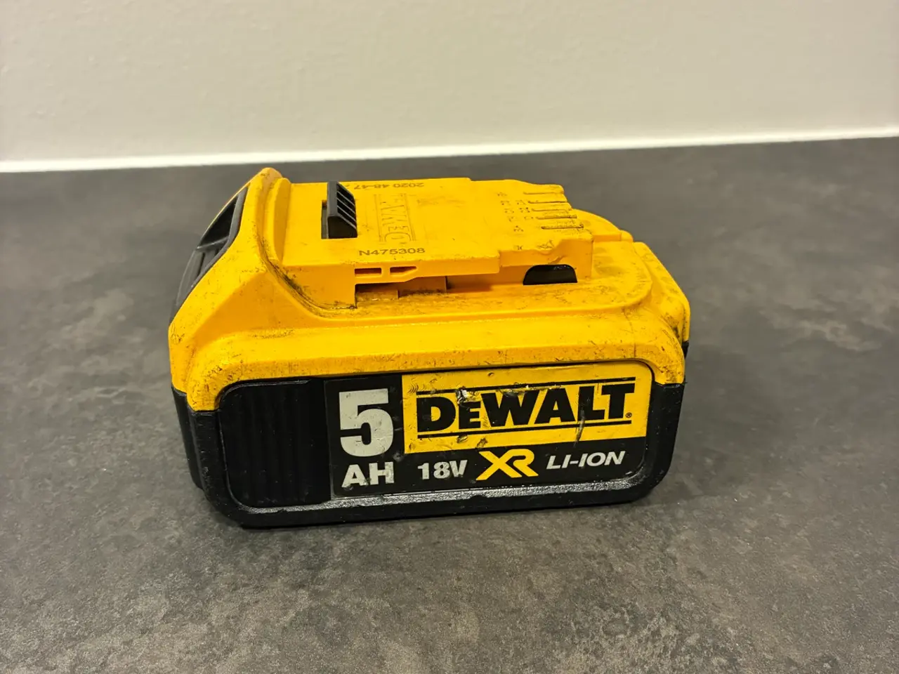 Billede 1 - DeWalt 18V XR 5,0 Ah Batteri