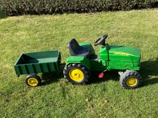 Traktor ude leg 450,-