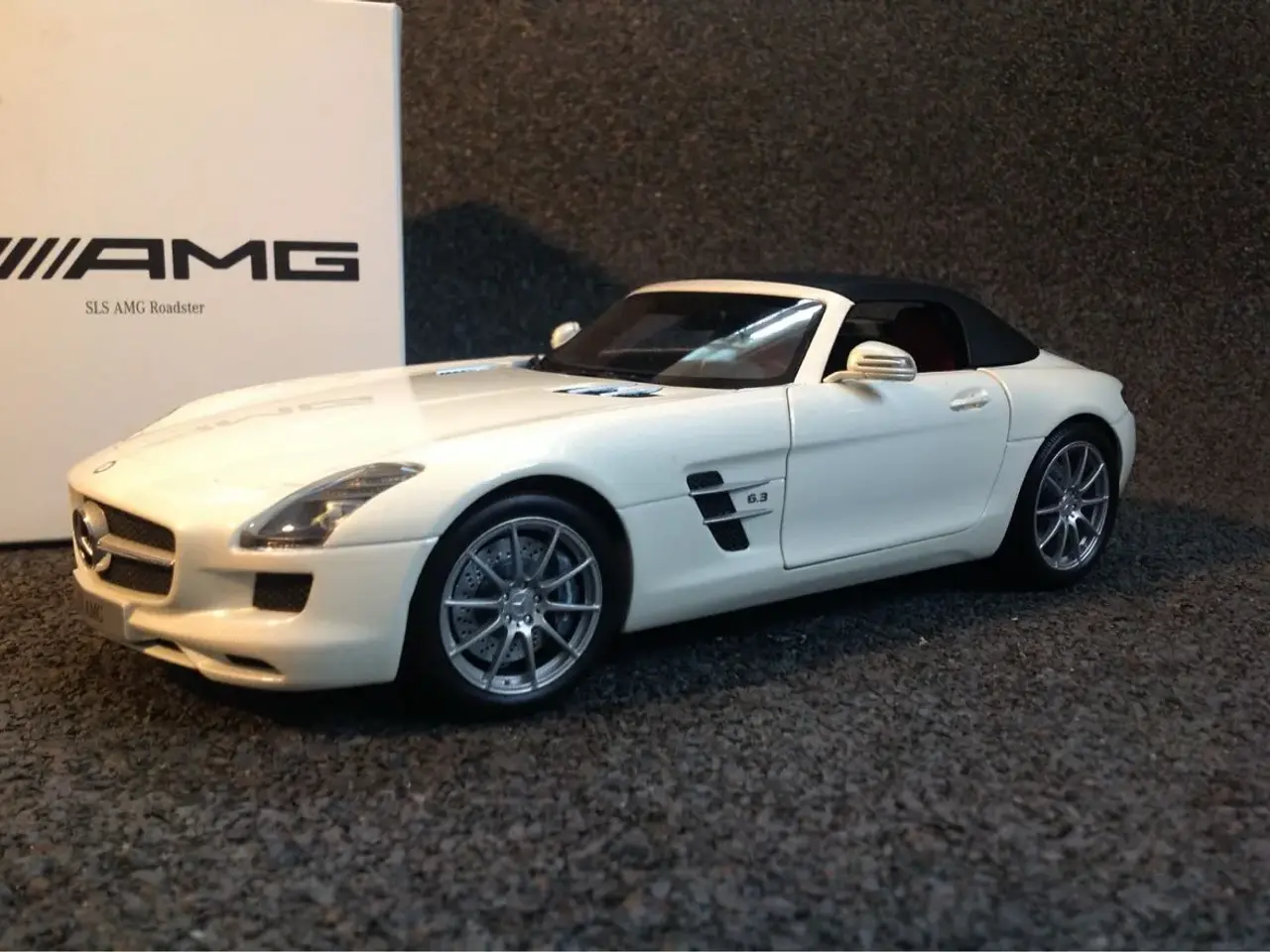 Billede 1 - Mercedes SLS AMG Minichamps