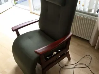 Farstrup Funktionsstol med Vippefunktion og Løft