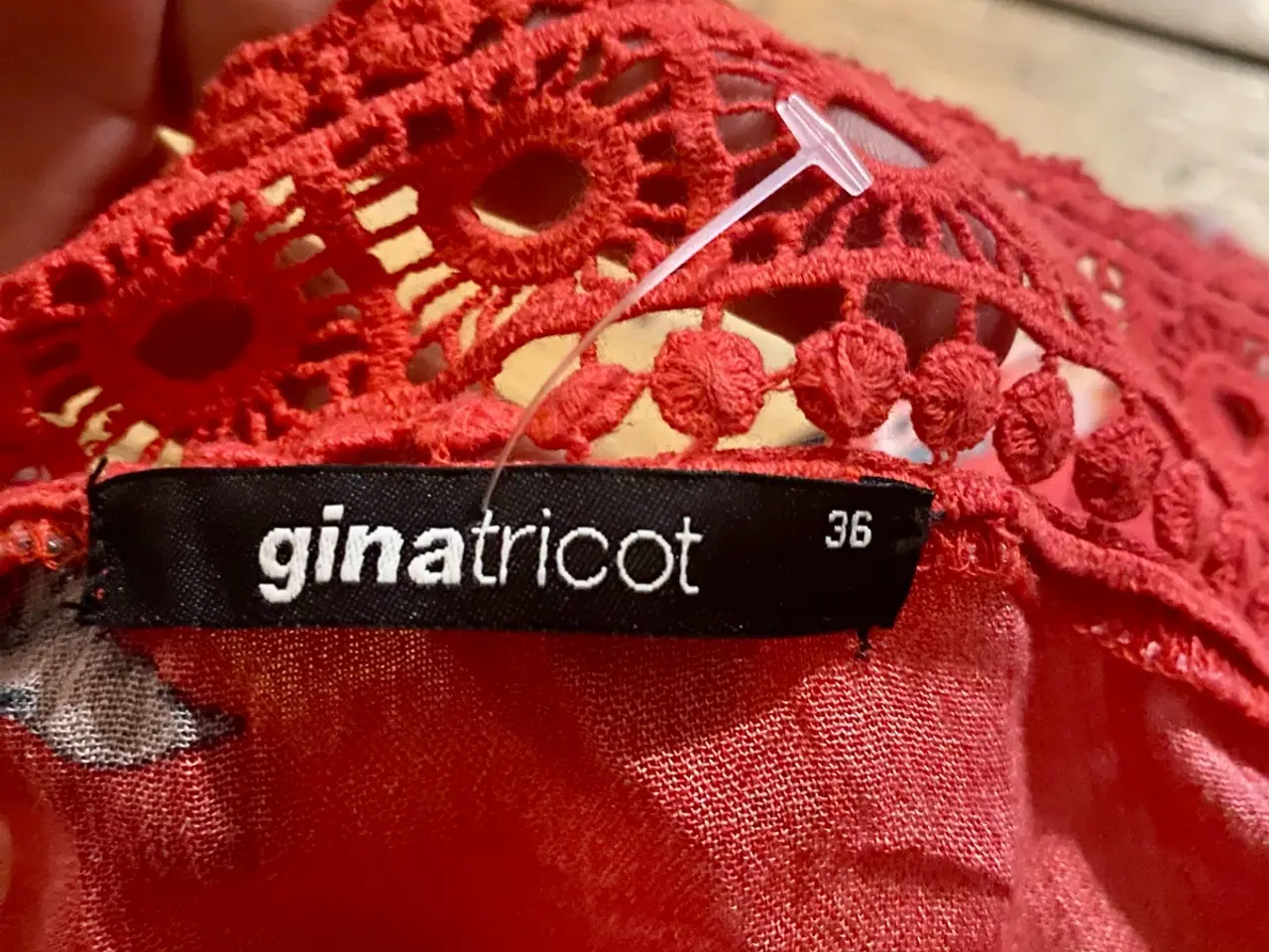 Billede 8 - Gina tricot sommerdragt 36