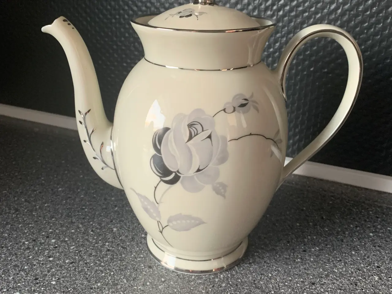 Billede 1 - Kaffekande sort rose