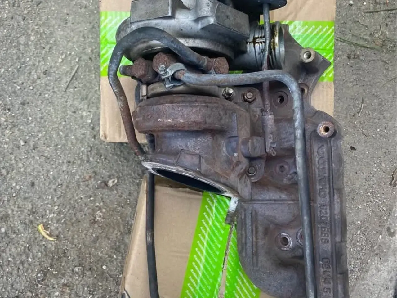 Billede 1 - Japanifold og til Volvo 5 cylinder benzin.