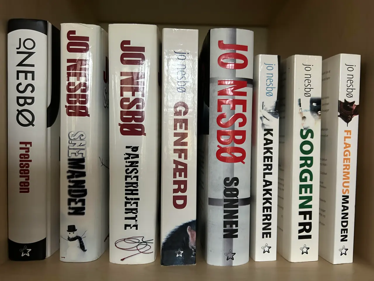 Billede 1 - Sorgenfri og Flagermusmanden m.fl. af Jo Nesbø