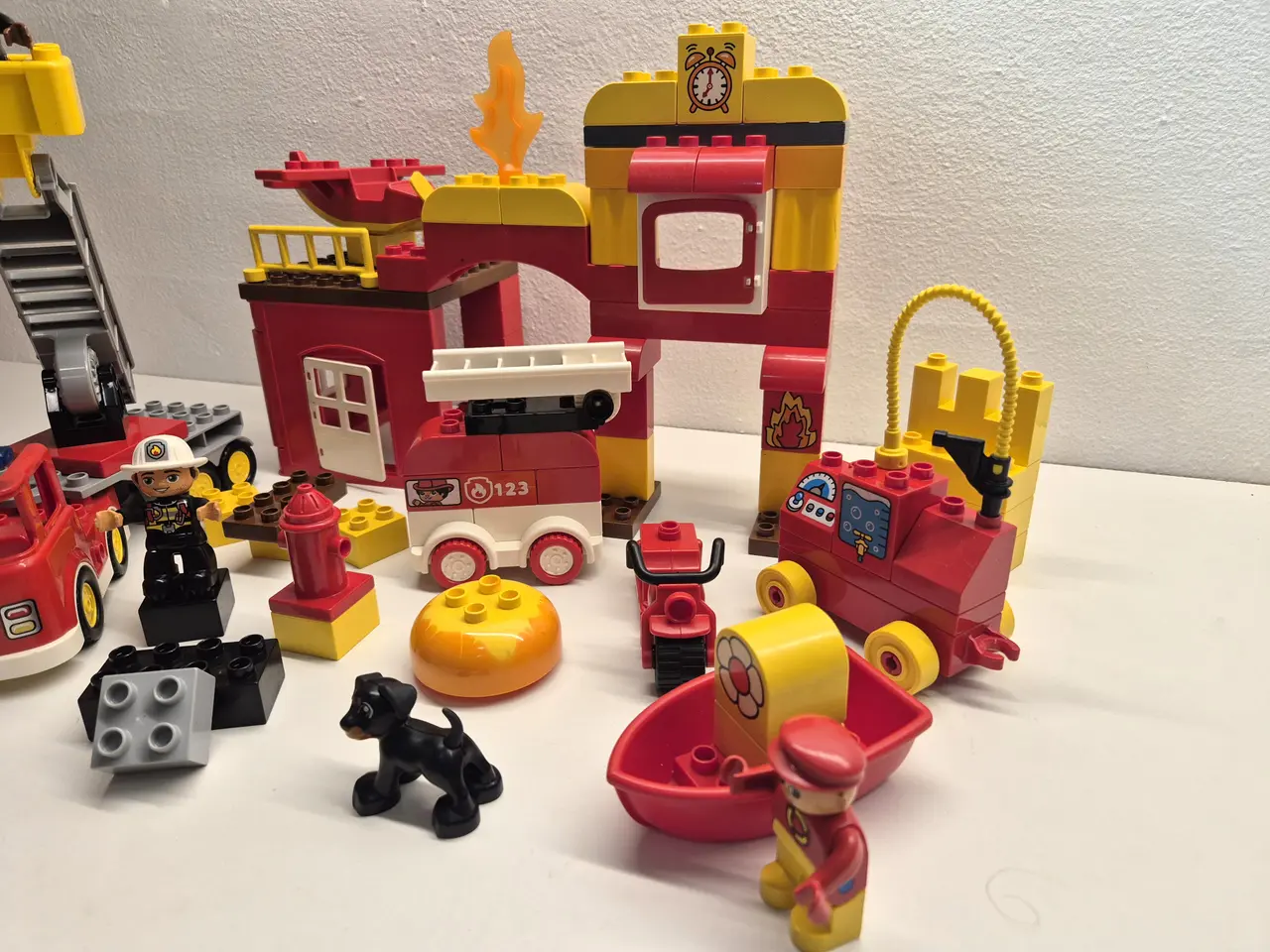 Billede 3 - Duplo Brandstation, Stigevogn med blink og lyd, Br