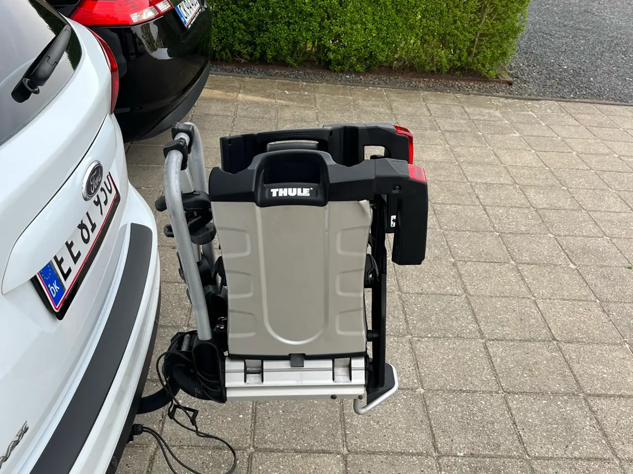 Billede 15 - Thule Easyfold 932 cykelholder til 2 cykler, vippe