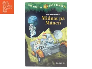 Midnat på månen af Mary Pope Osborne (Bog)