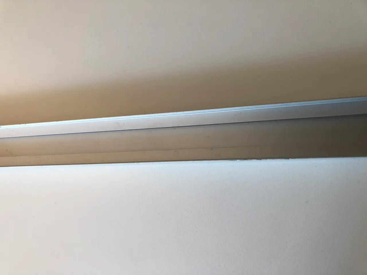 Billede 9 - Knivmagnet i aluminium